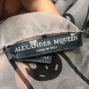 Alexander McQueen Accessories - Skull-pattern silk scarf Alexander McQueen Accessories - Skull-pattern silk scarf